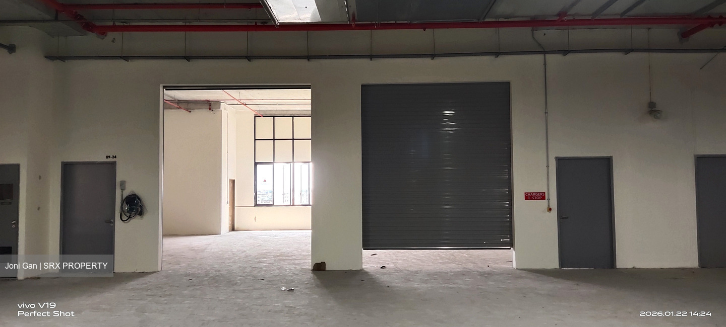 Stellar@tampines (D18), Factory #540731491